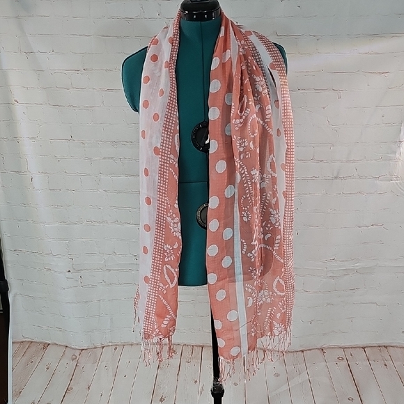 Krazy Kat Pink and White Floral Scarf - Picture 1 of 2
